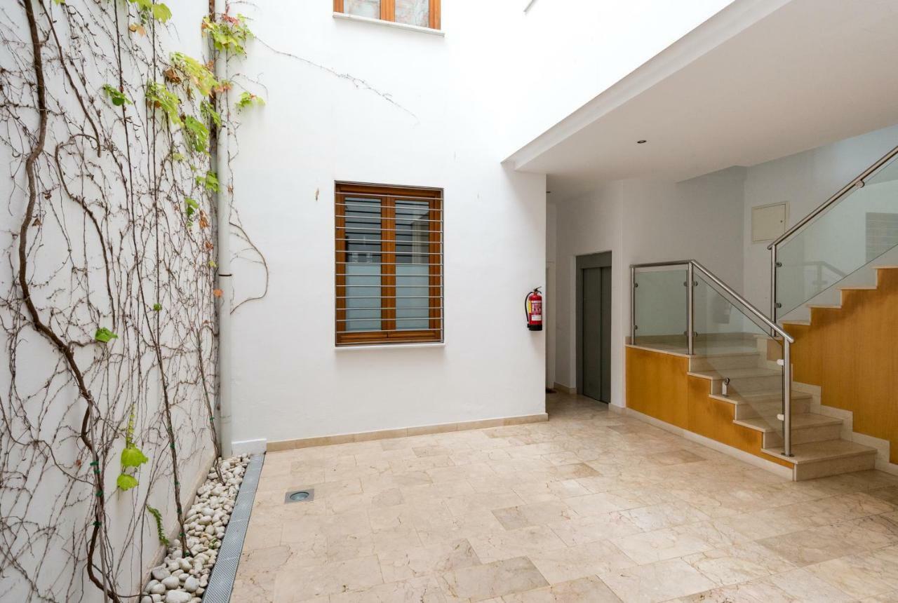 A Dos Pasos De Todo Apartment Málaga Exterior foto