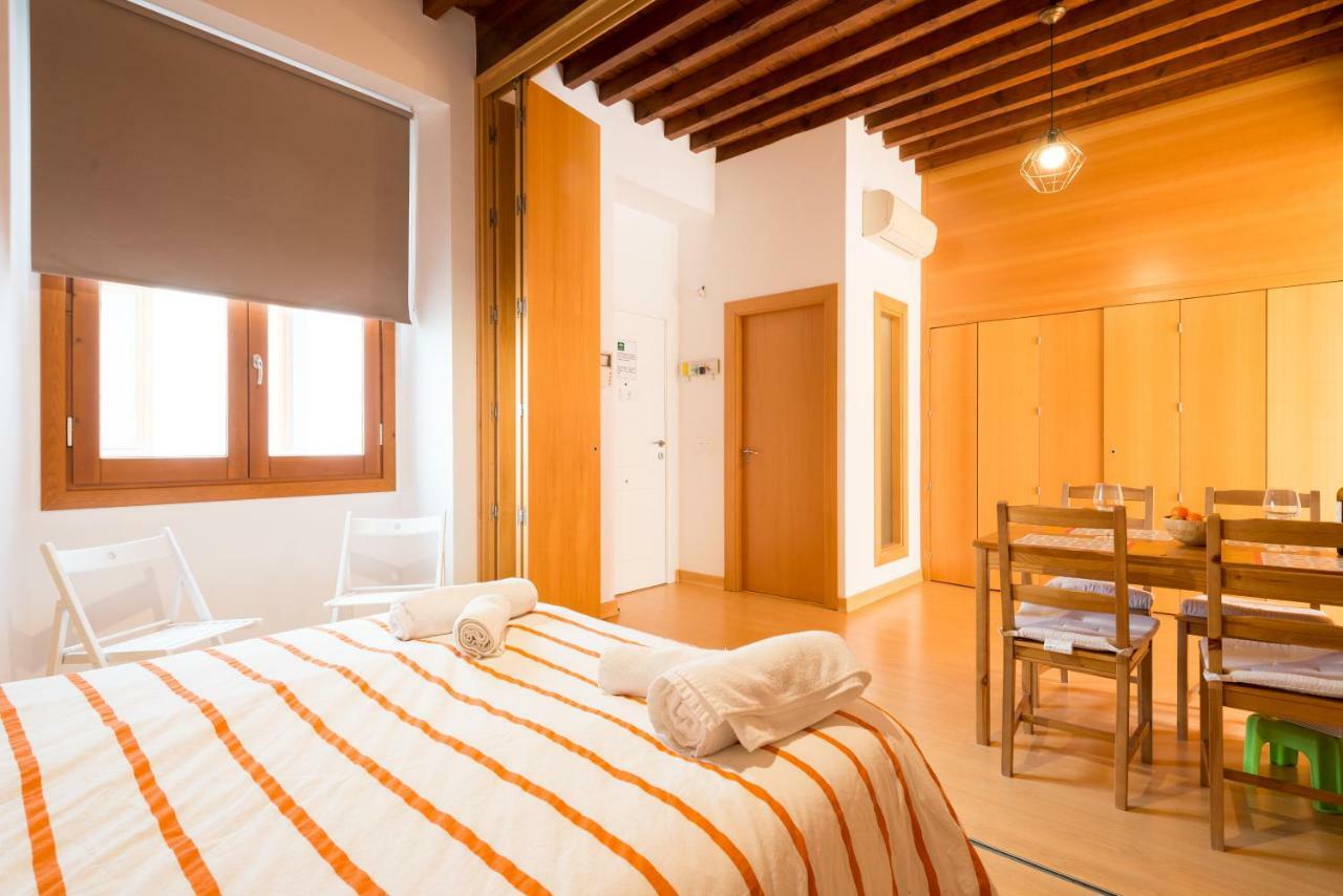 A Dos Pasos De Todo Apartment Málaga Exterior foto
